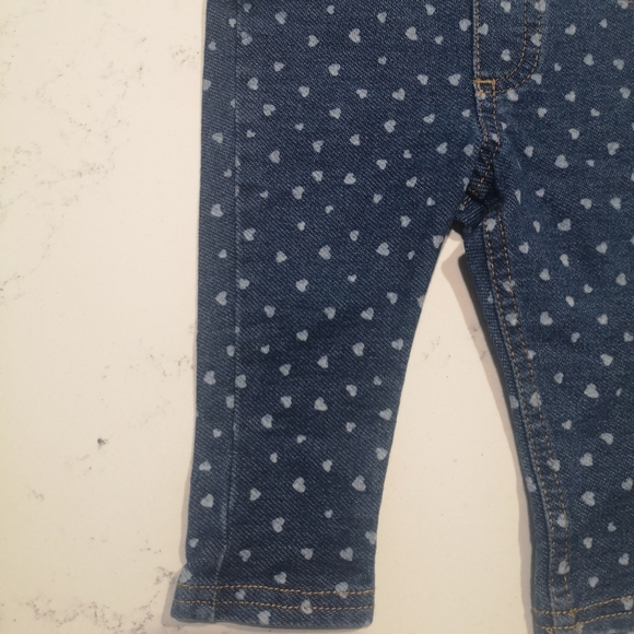💛Oshkosh hearts denim legging - Picture 2 of 4